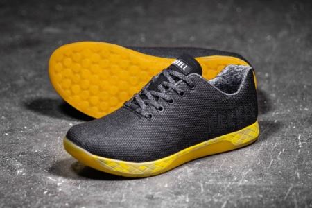 NOBULL Black Heather Yellow Trainer Damskie - Sneakersy Czarne Żółte | PL-R4yCvdL